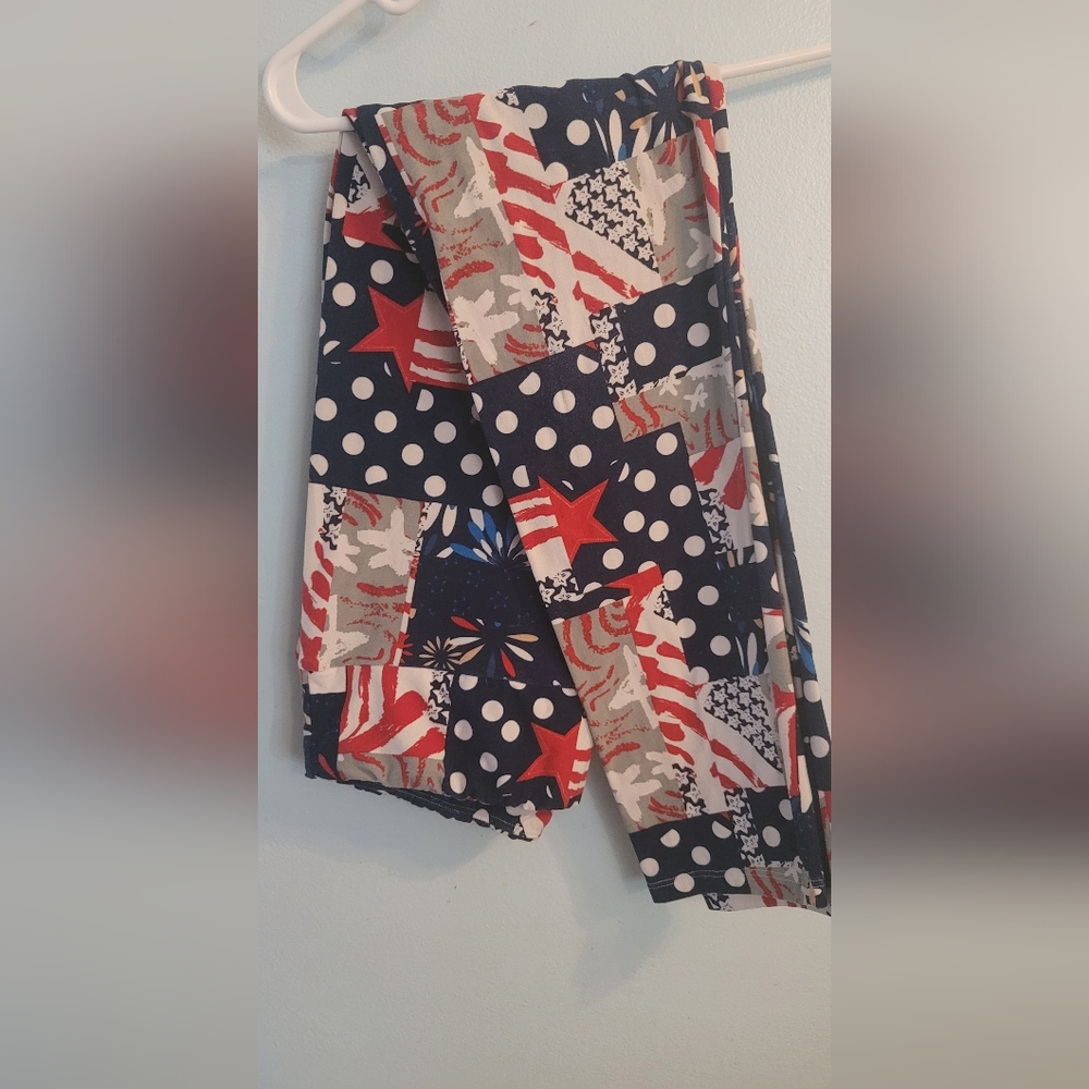 LuLaRoe Tall Curvy Leggings Patriot red white blue patriotic American Flag USA
